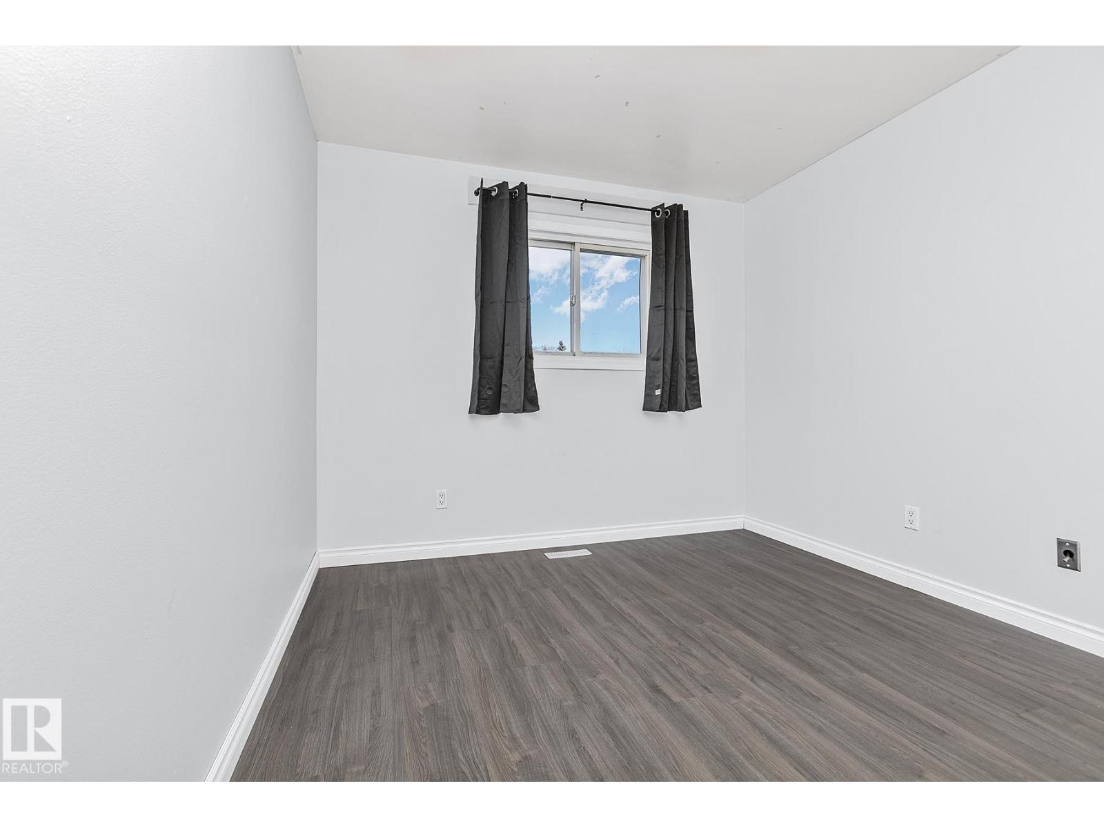 4810 44 Av, Beaumont, Alberta  T4X 1G3 - Photo 36 - E4465122