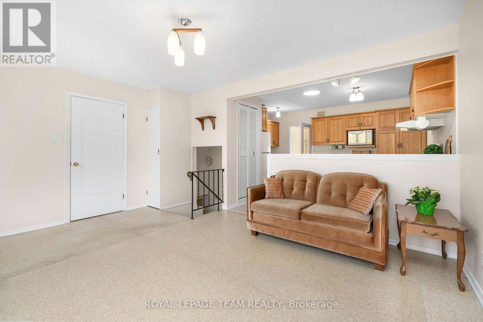 11 Cherrywood Drive, Ottawa, Ontario  K2H 6H1 - Photo 13 - X12523222