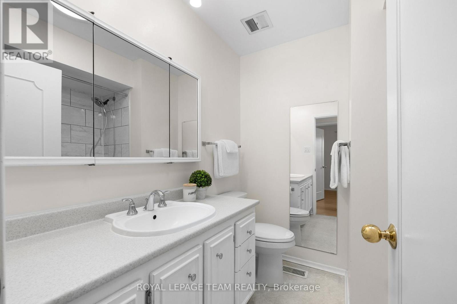 11 Cherrywood Drive, Ottawa, Ontario  K2H 6H1 - Photo 32 - X12523222