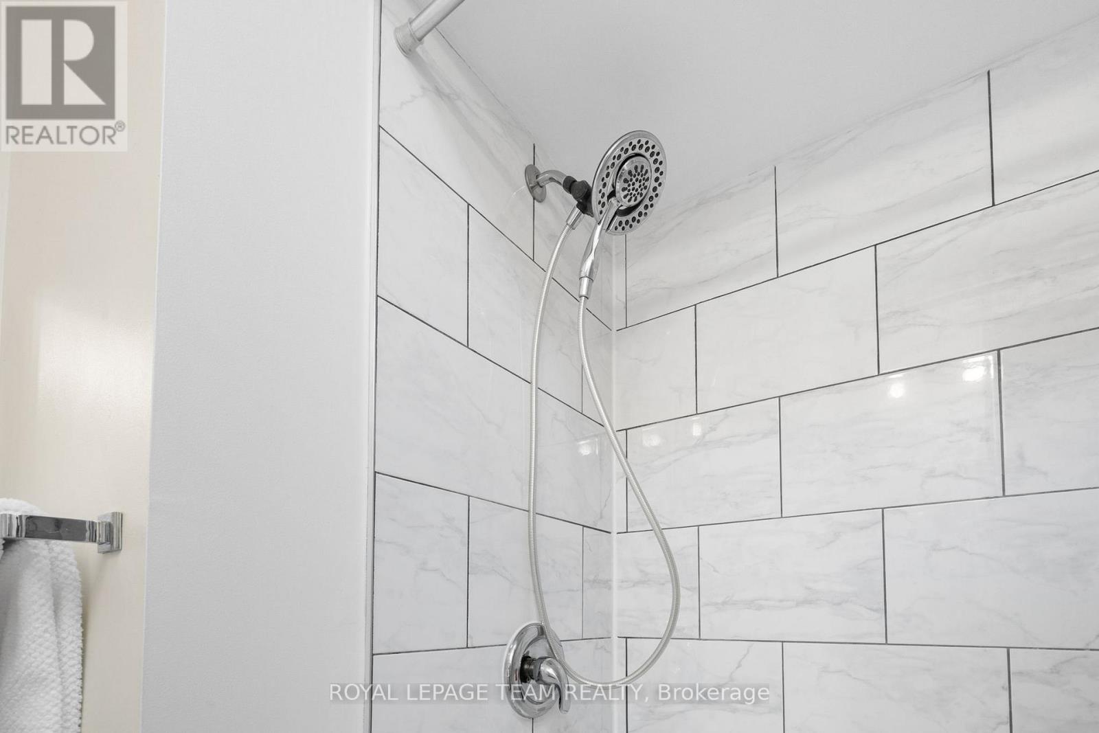 11 Cherrywood Drive, Ottawa, Ontario  K2H 6H1 - Photo 33 - X12523222