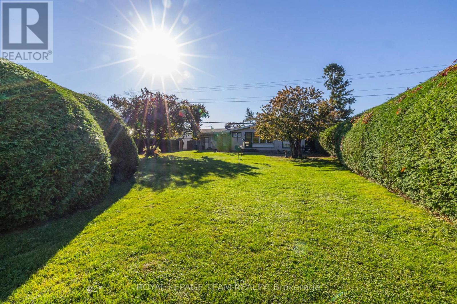 11 Cherrywood Drive, Ottawa, Ontario  K2H 6H1 - Photo 43 - X12523222