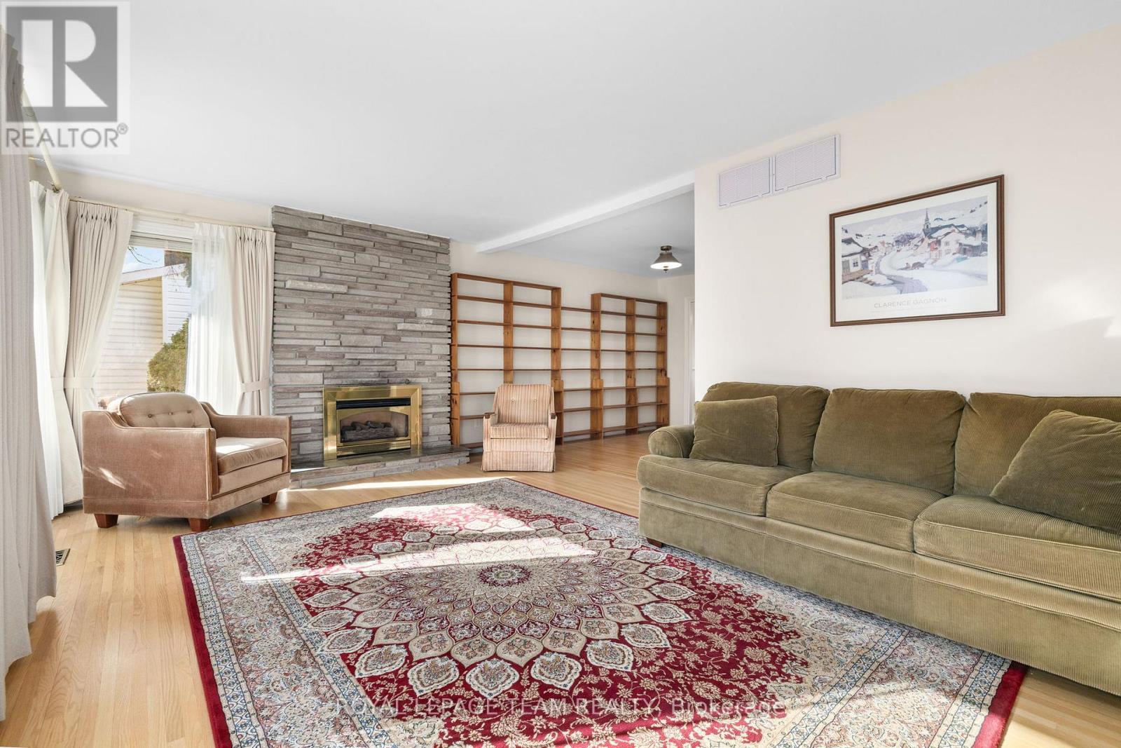 11 Cherrywood Drive, Ottawa, Ontario  K2H 6H1 - Photo 5 - X12523222