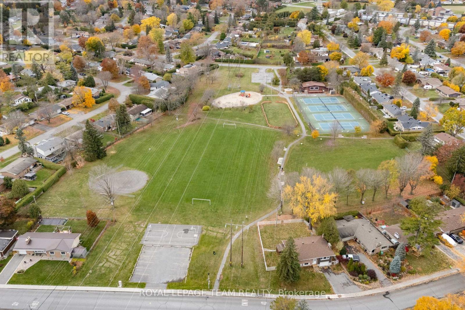 11 Cherrywood Drive, Ottawa, Ontario  K2H 6H1 - Photo 50 - X12523222