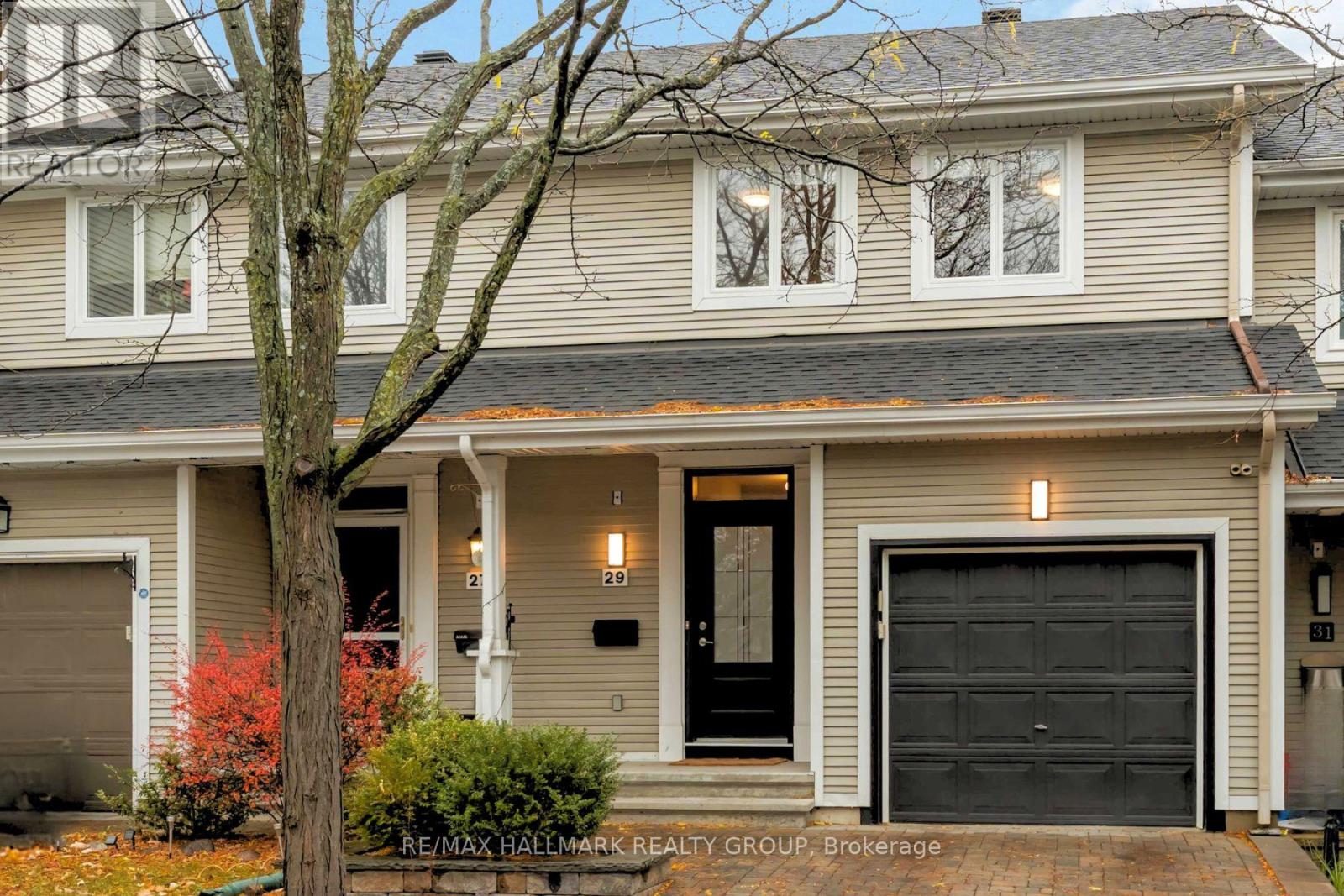 29 MAXTON PRIVATE, Ottawa, Ontario