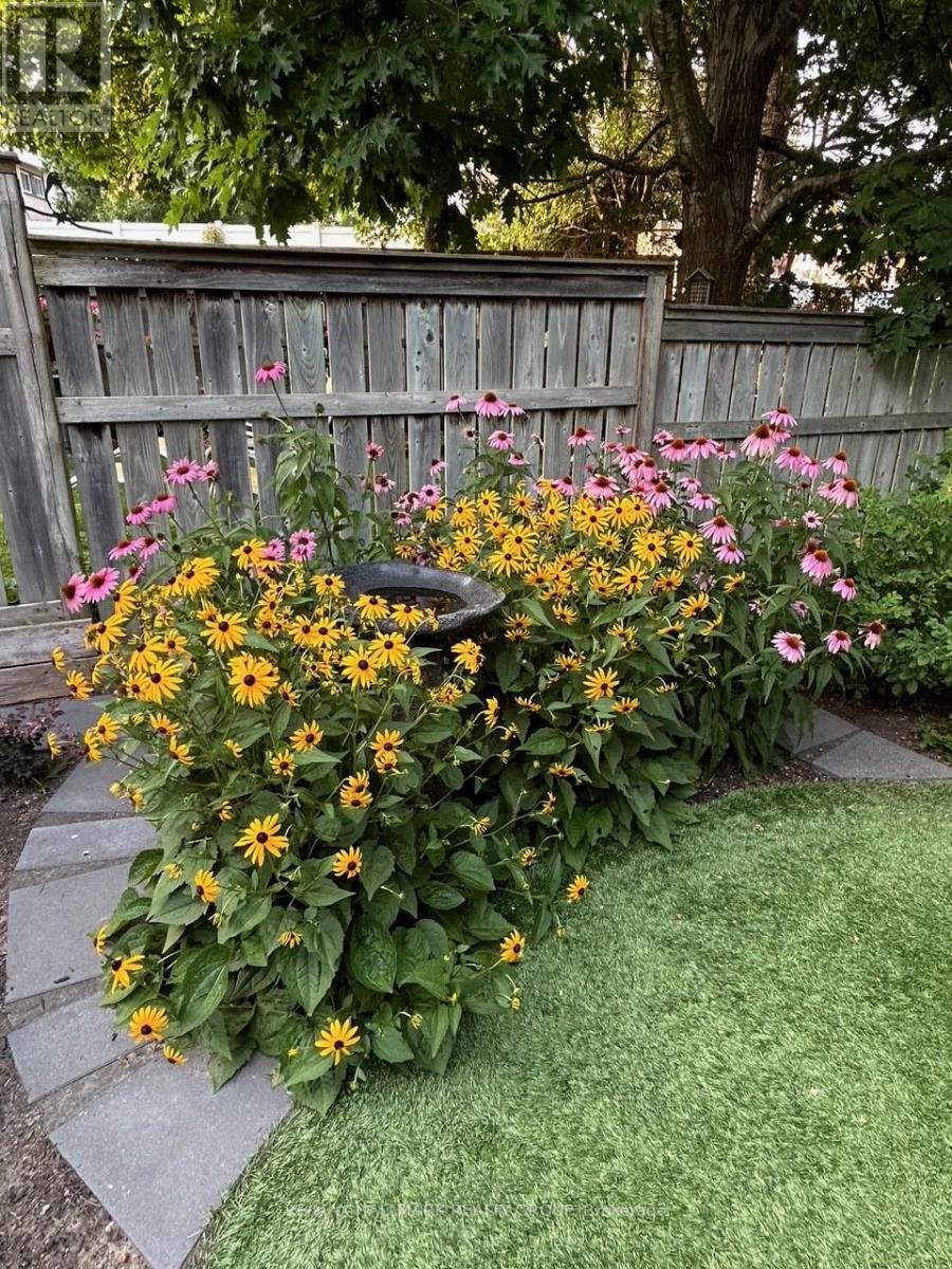 29 Maxton Private, Ottawa, Ontario  K1J 1J1 - Photo 28 - X12523248