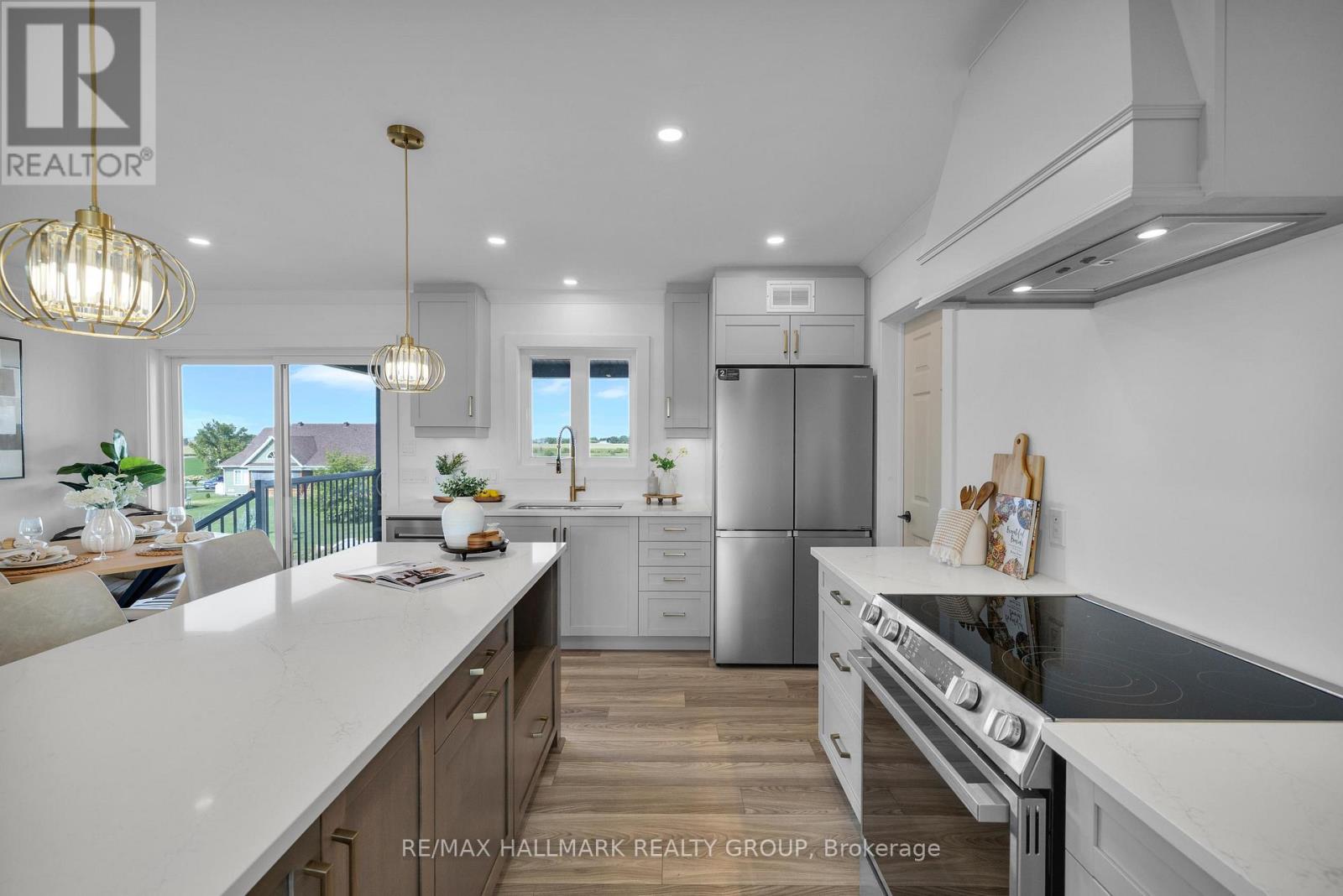 208 Trudeau Crescent, Russell, Ontario  K4R 1E5 - Photo 11 - X12523266