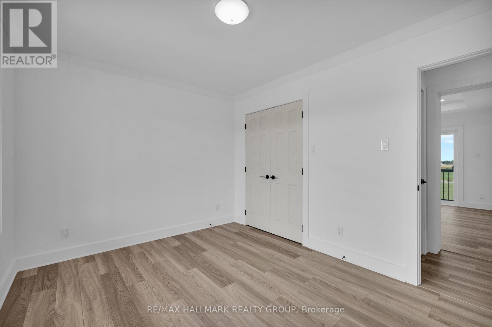 208 Trudeau Crescent, Russell, Ontario  K4R 1E5 - Photo 21 - X12523266