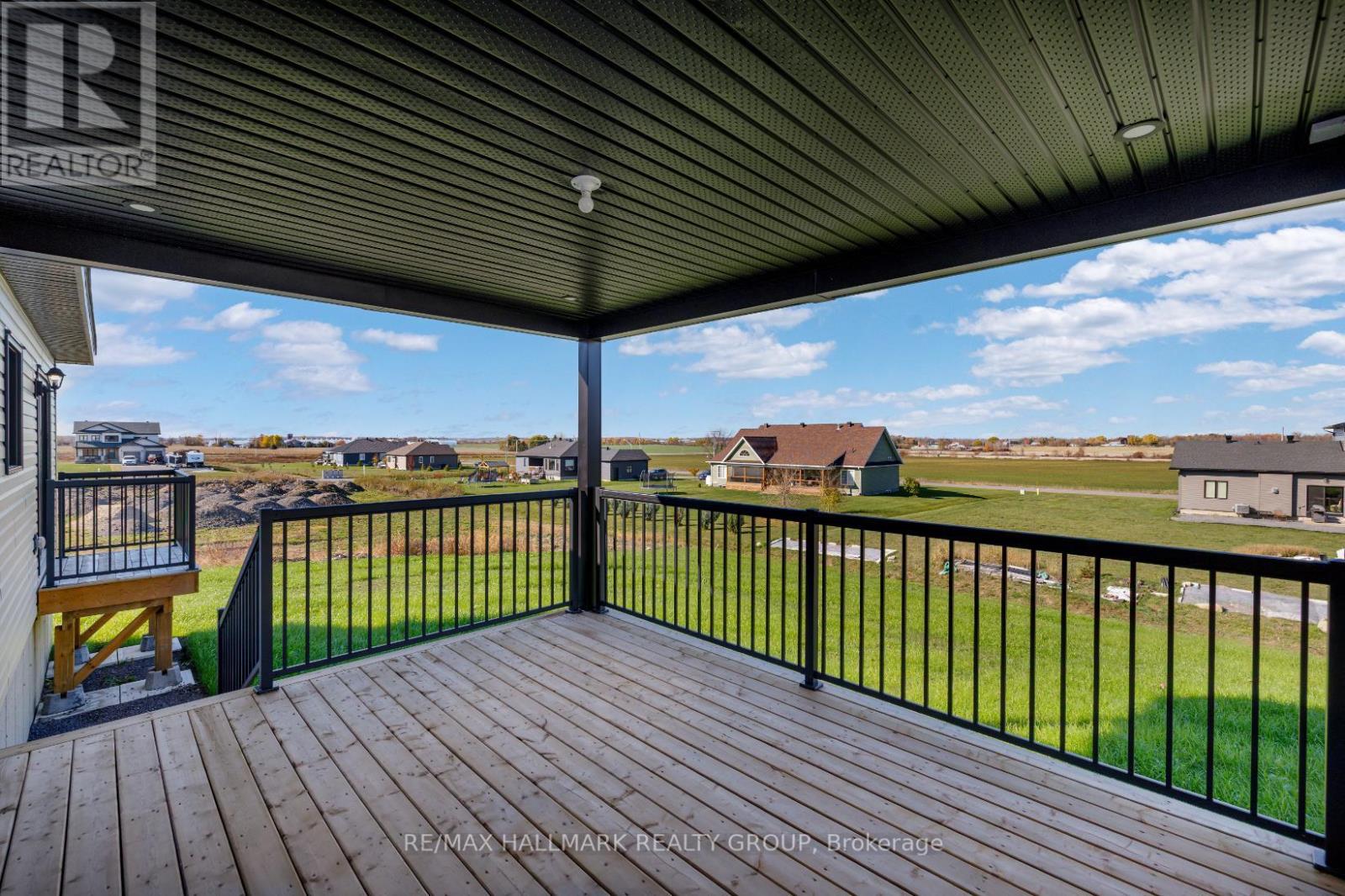 208 Trudeau Crescent, Russell, Ontario  K4R 1E5 - Photo 26 - X12523266