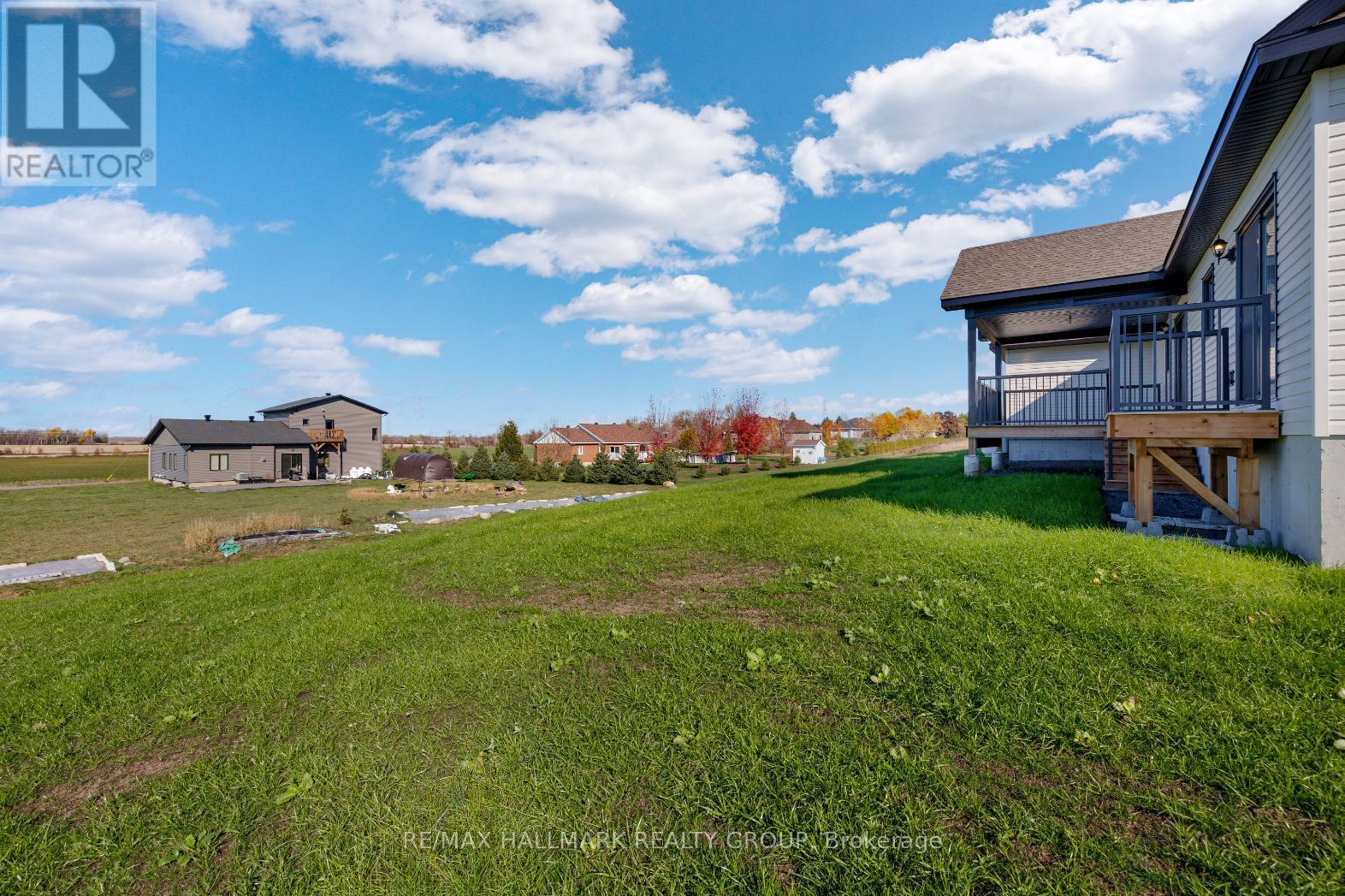 208 Trudeau Crescent, Russell, Ontario  K4R 1E5 - Photo 27 - X12523266