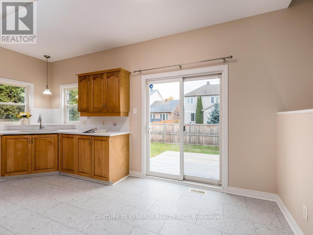 34 Eliza Crescent, Ottawa, Ontario  K2S 2A3 - Photo 21 - X12523308