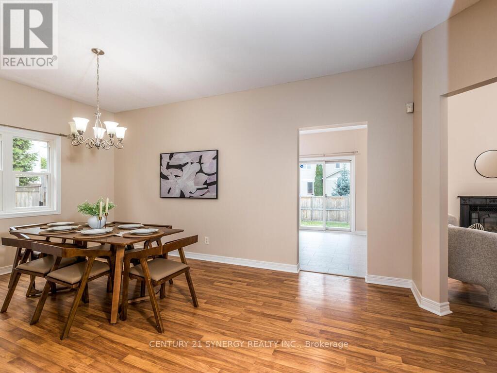 34 Eliza Crescent, Ottawa, Ontario  K2S 2A3 - Photo 9 - X12523308