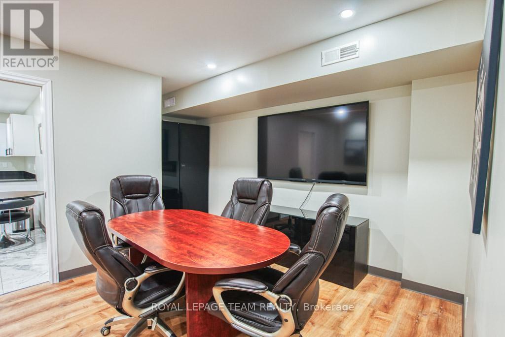 84 Centrepointe Drive, Ottawa, Ontario  K2G 6B1 - Photo 18 - X12523314