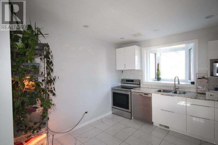 2613 Isabella St E, Thunder Bay, Ontario  P7E 5C9 - Photo 4 - TB253366