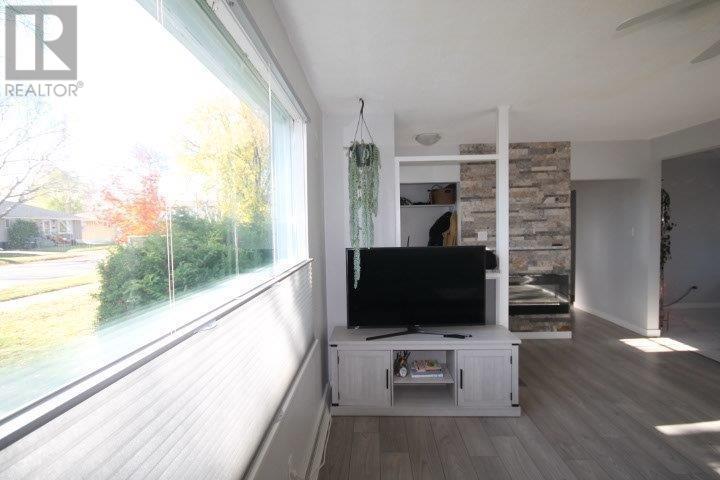 2613 Isabella St E, Thunder Bay, Ontario  P7E 5C9 - Photo 30 - TB253366