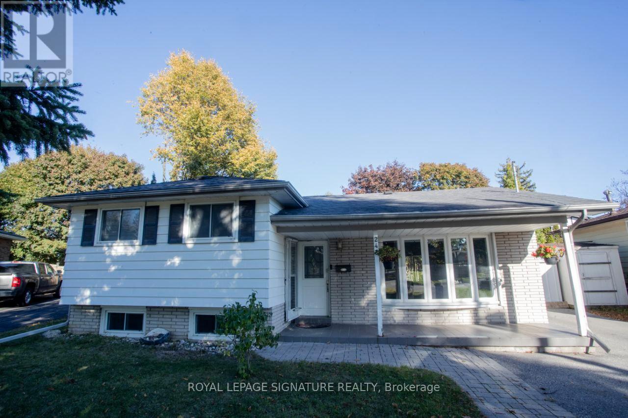 243 Acadia Drive, Oshawa, Ontario  L1G 1X9 - Photo 1 - E12523104