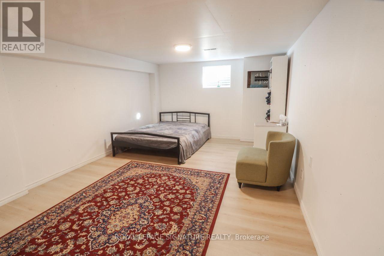 243 Acadia Drive, Oshawa, Ontario  L1G 1X9 - Photo 10 - E12523104