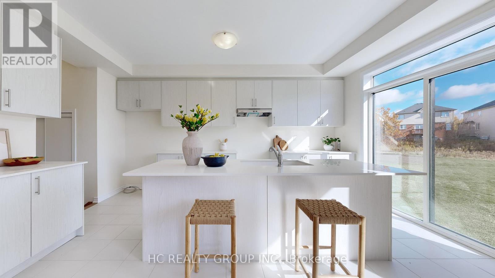 691 Ribstone Court, Oshawa, Ontario  L1K 0E2 - Photo 12 - E12523140