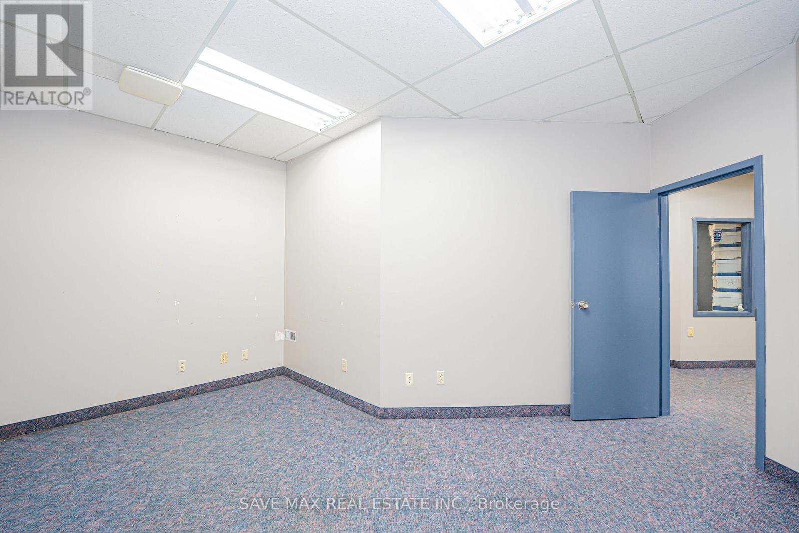 Main & Basement - 264 Woodlawn Road W, Guelph, Ontario N1H 1B6 - Photo 17 - X12513824