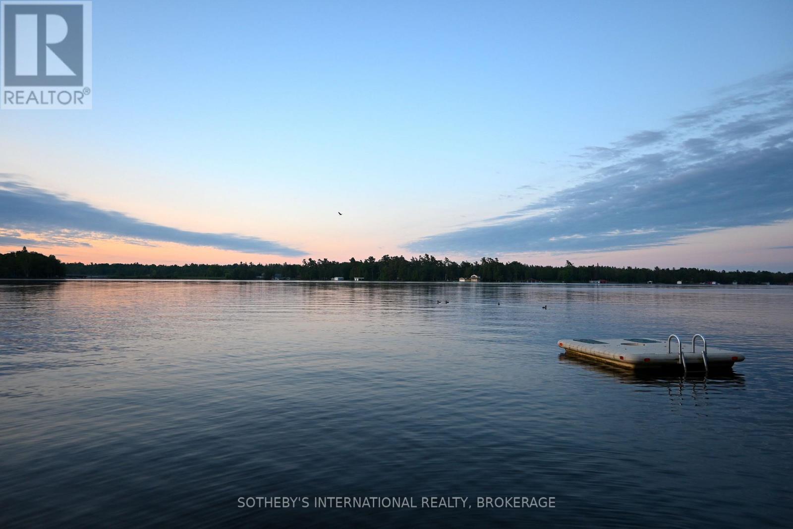 358 Front Street, Kawartha Lakes, Ontario K0M 1A0 - Photo 2 - X12523246