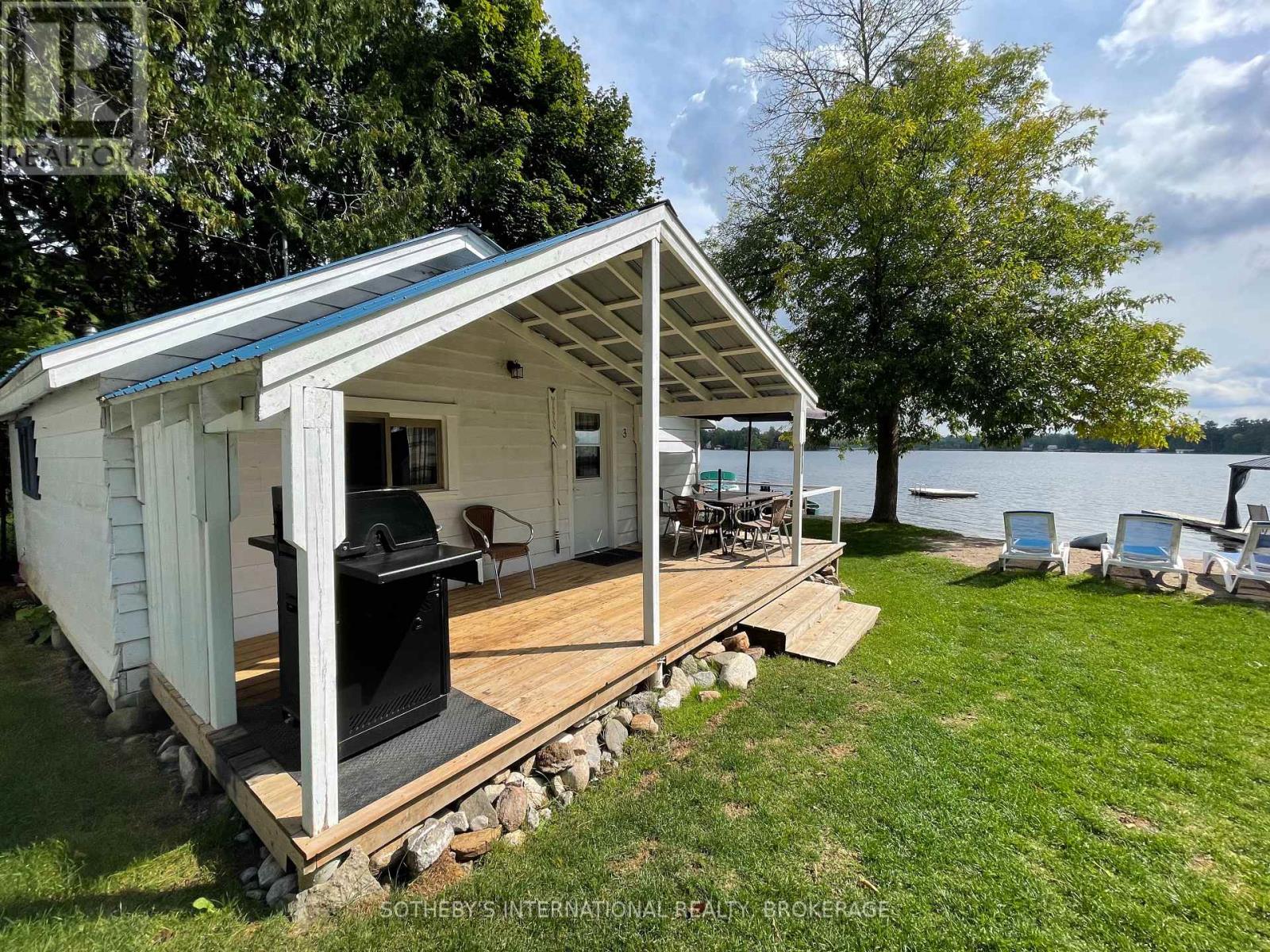 358 Front Street, Kawartha Lakes, Ontario K0M 1A0 - Photo 5 - X12523246