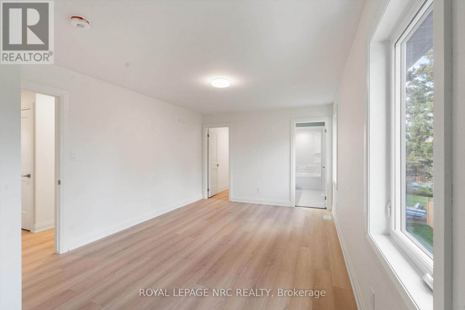 7619 Mulhern Road, Niagara Falls, Ontario L2H 1B3 - Photo 18 - X12523294