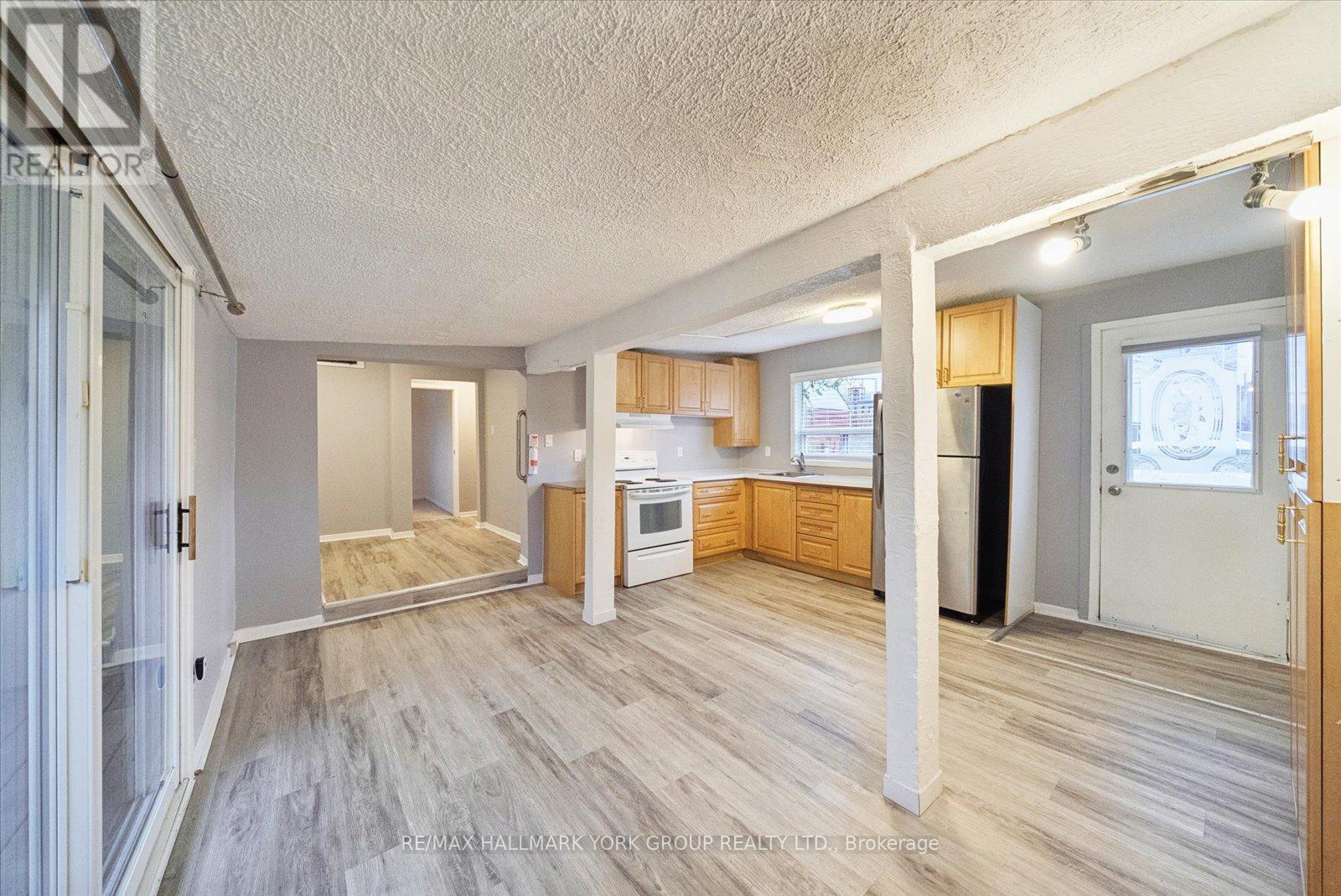 116a High Street, Georgina, Ontario  L0E 1R0 - Photo 7 - N12523144