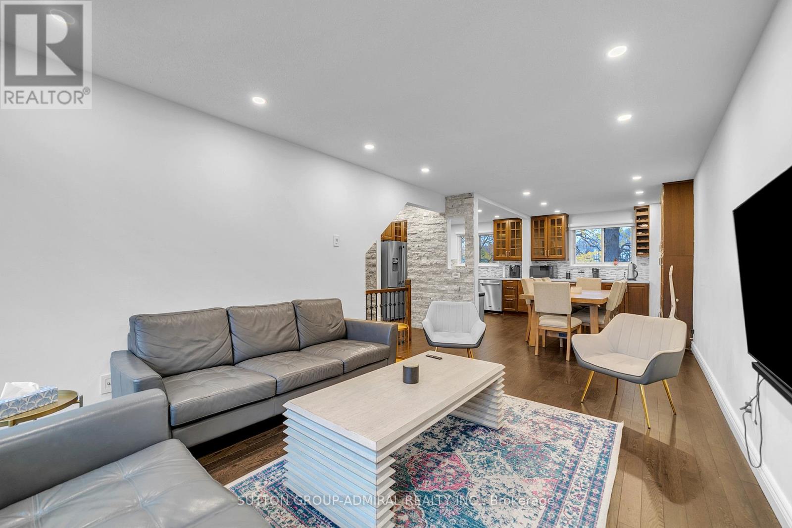 40 Stately Way, Markham, Ontario  L3T 3Z8 - Photo 14 - N12523186