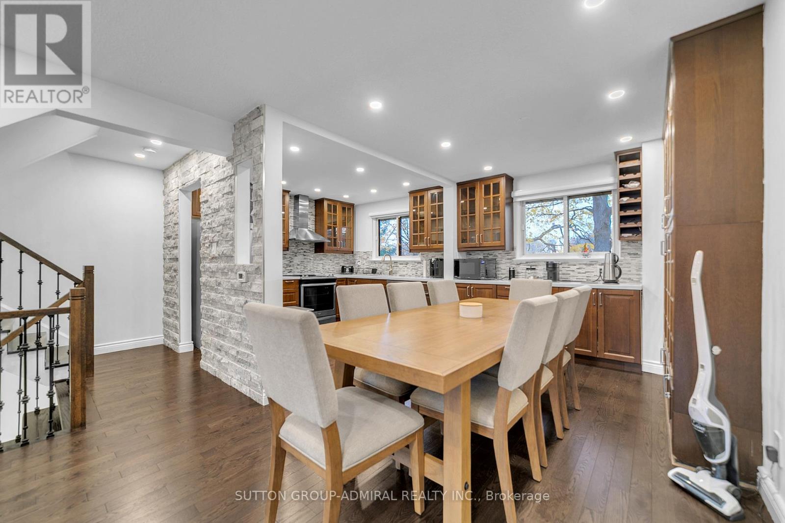 40 Stately Way, Markham, Ontario  L3T 3Z8 - Photo 17 - N12523186