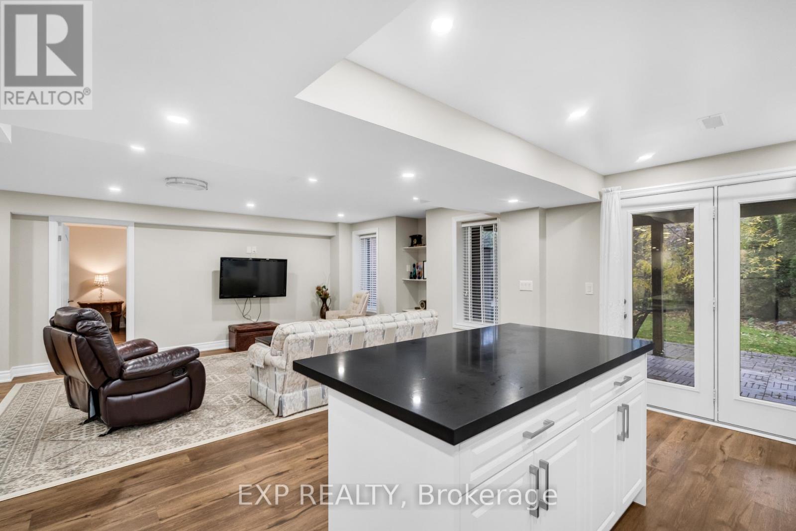 6 Mcmahon Court, Richmond Hill, Ontario  L4E 0T6 - Photo 41 - N12523202