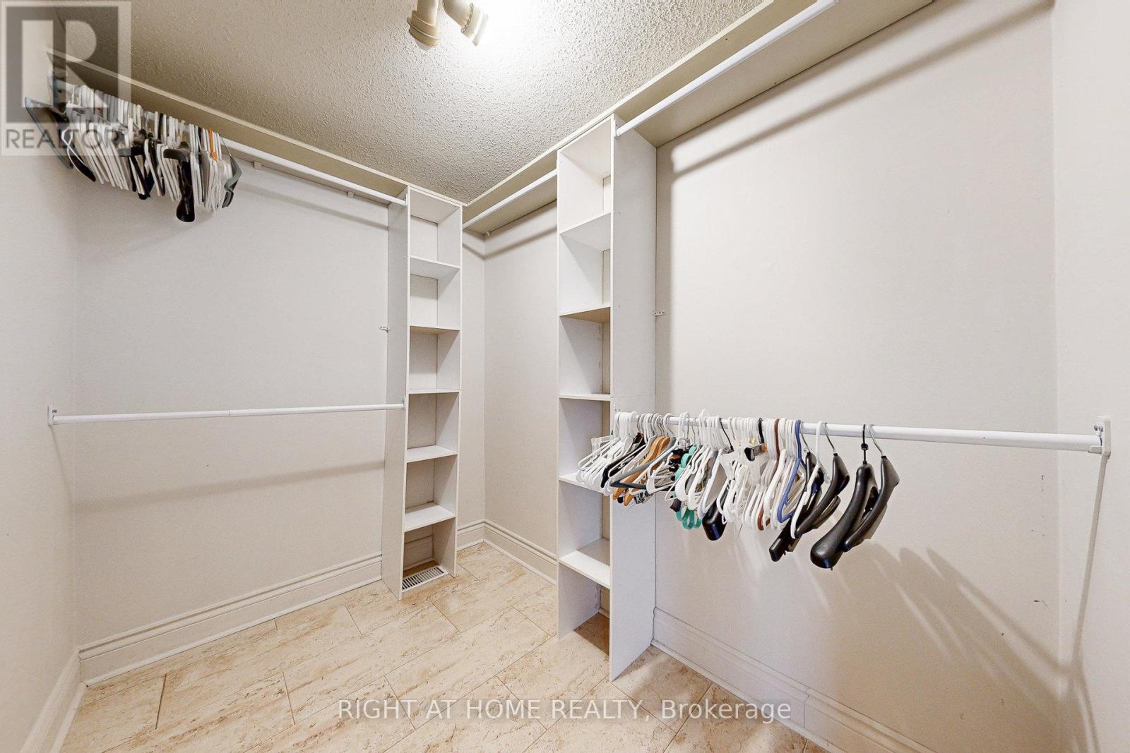 91 O'shaughnessy Crescent, Barrie, Ontario L4N 7L9 - Photo 27 - S12523096