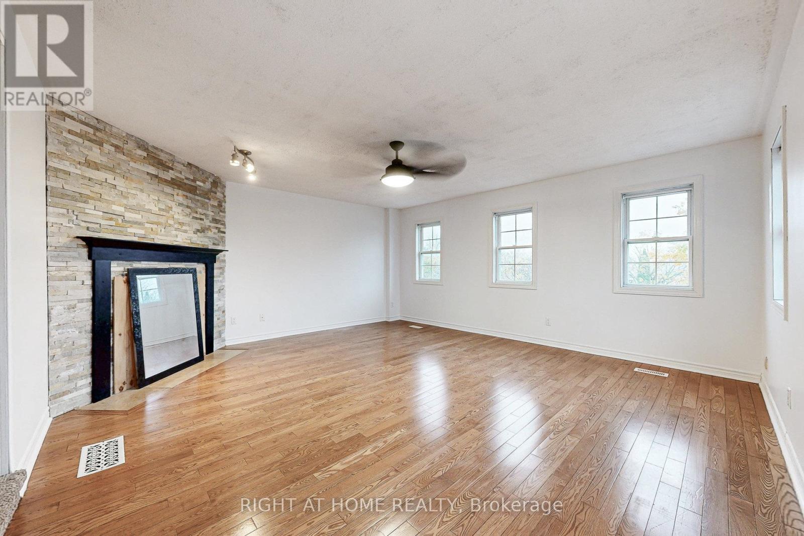 91 O'shaughnessy Crescent, Barrie, Ontario L4N 7L9 - Photo 38 - S12523096