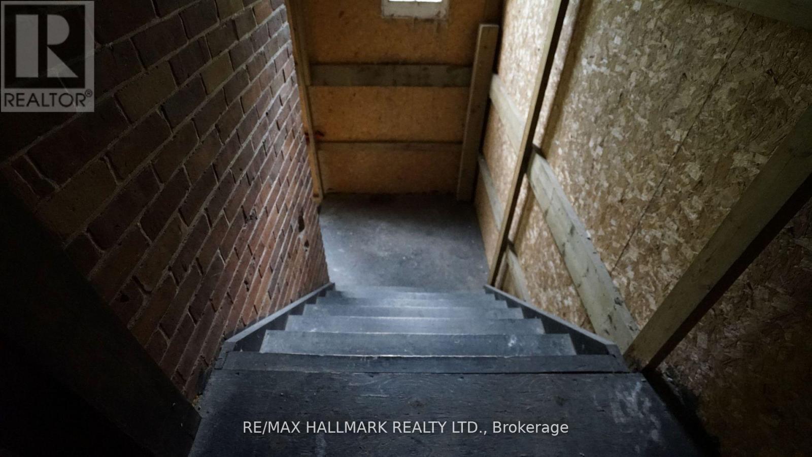 26 Lakeshore Road W, Oro-Medonte, Ontario L0L 2E0 - Photo 18 - S12523110