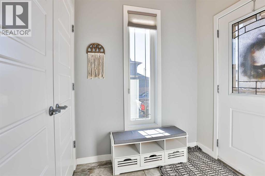 128 Cabot Landing W, Lethbridge, Alberta  T1J 5K3 - Photo 2 - A2267856