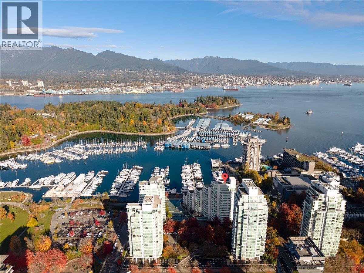 205 1717 Bayshore Drive, Vancouver, British Columbia V6G 3H3 - Photo 3 - R3065768