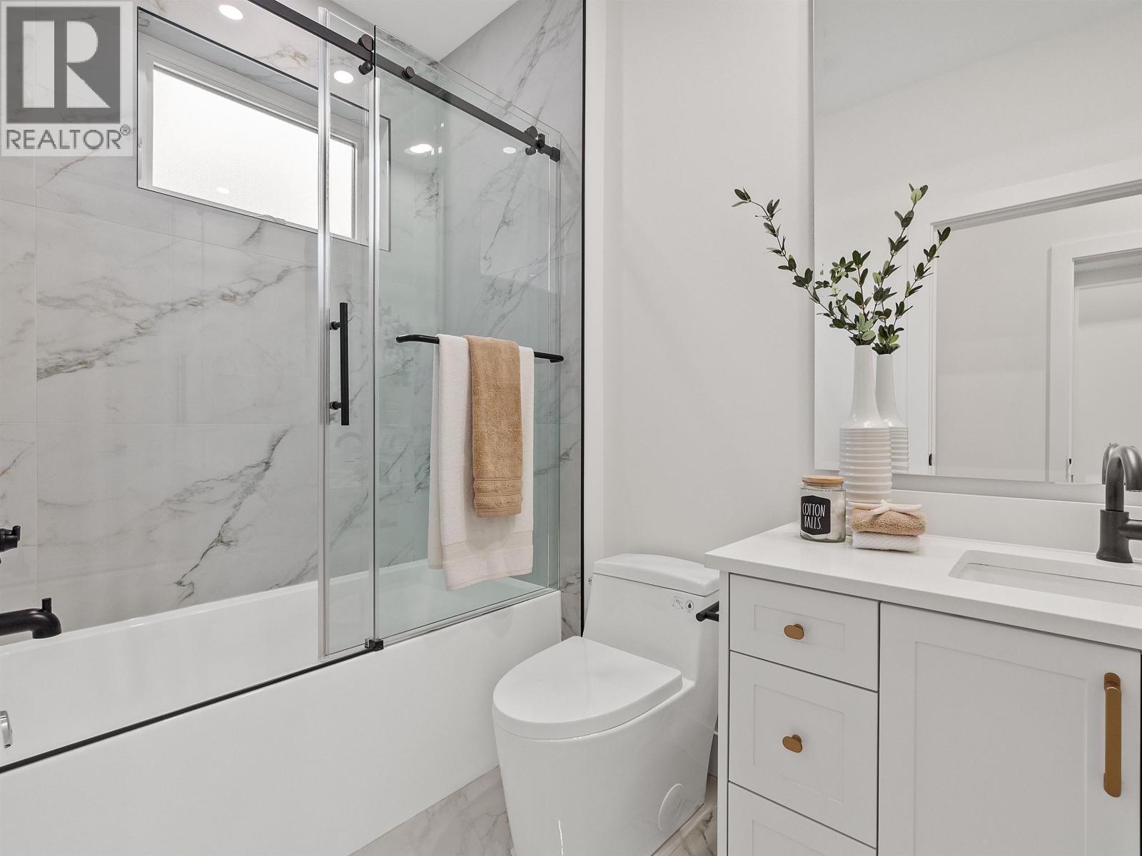 2 4761 Clinton Street, Burnaby, British Columbia V5J 2L1 - Photo 31 - R3065753