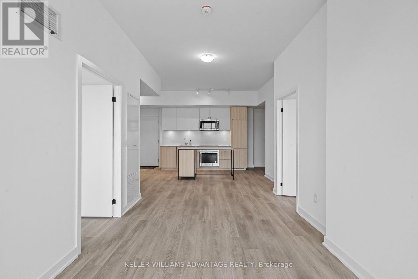 307 - 220 Missinnihe Way, Mississauga, Ontario  L5H 0A9 - Photo 14 - W12523116