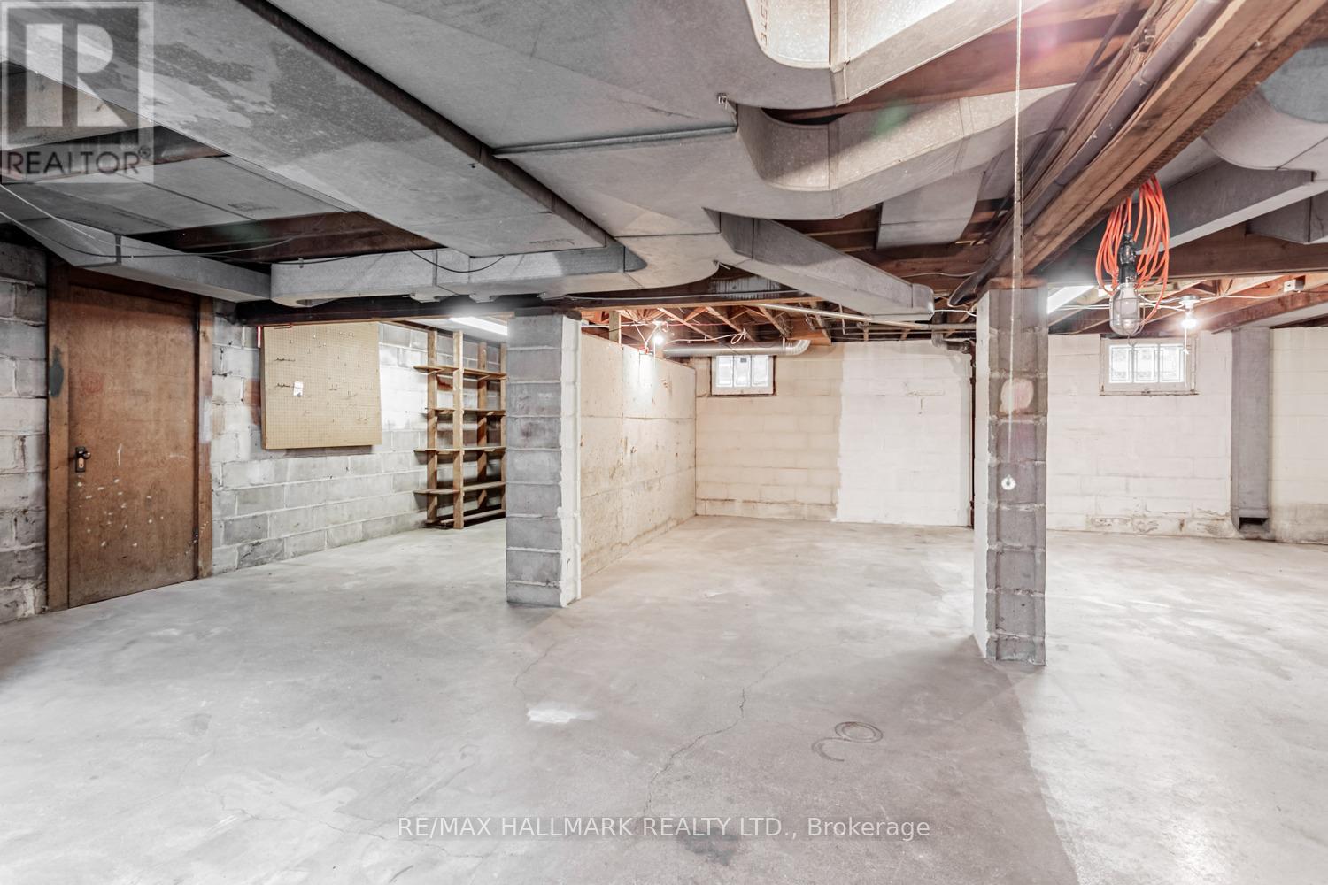 56 Delroy Drive, Toronto, Ontario  M8Y 1N2 - Photo 23 - W12523124