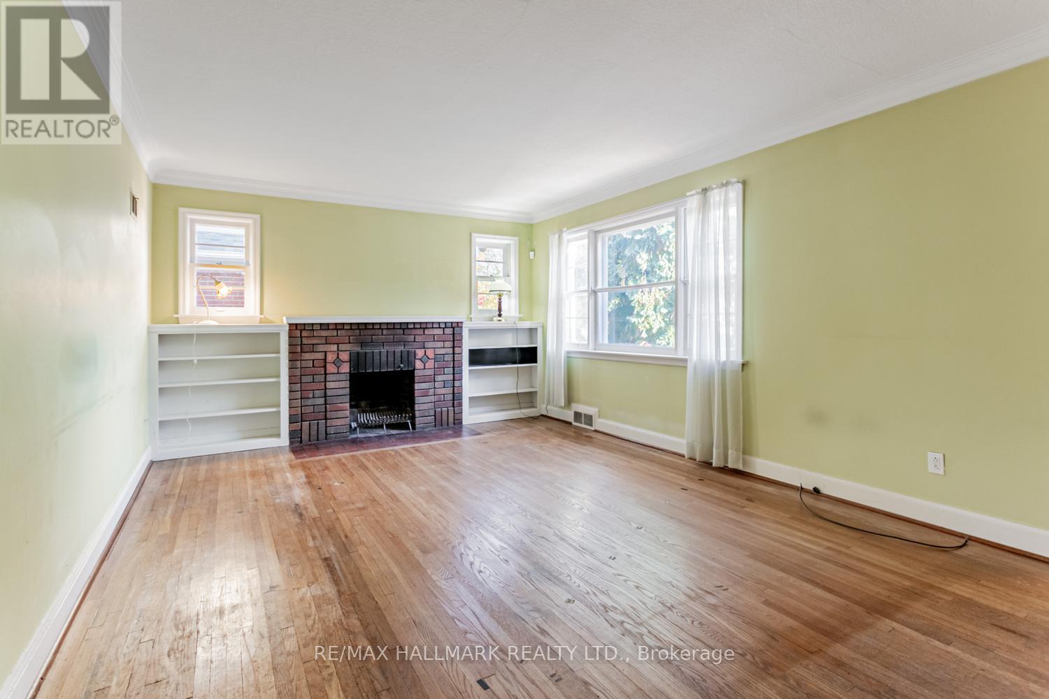 56 Delroy Drive, Toronto, Ontario  M8Y 1N2 - Photo 3 - W12523124