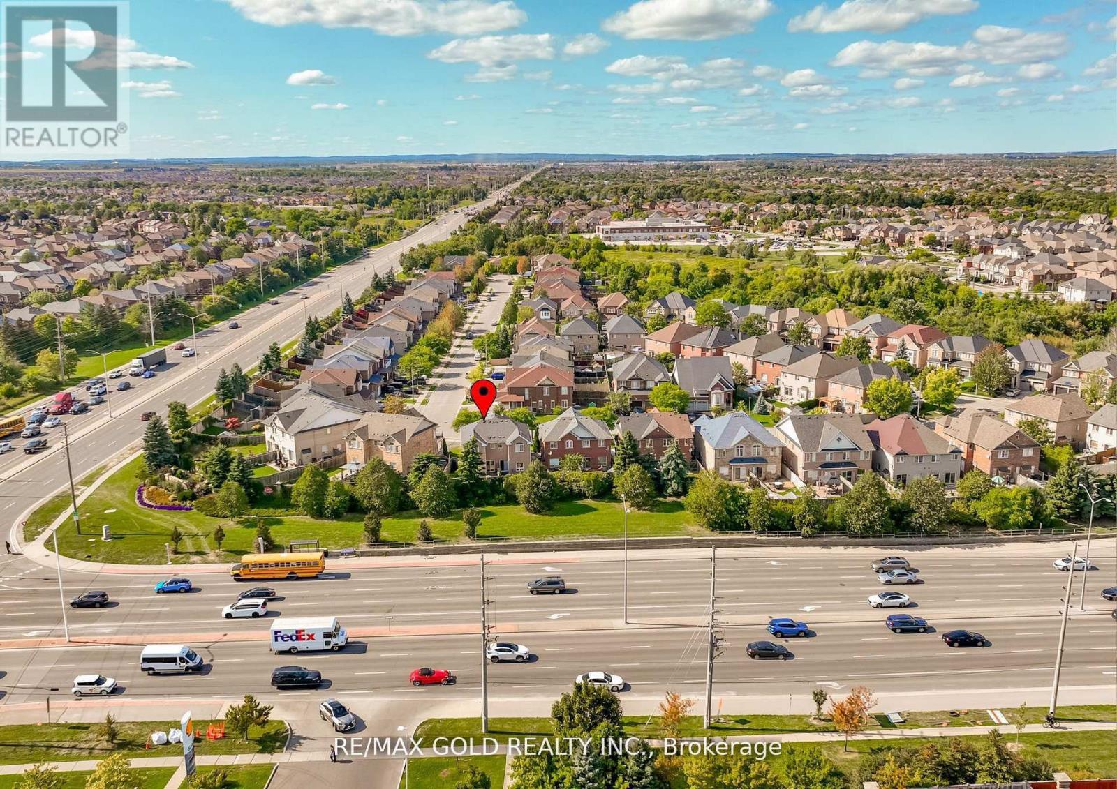 32 Rubysilver Drive, Brampton, Ontario L6P 1P9 - Photo 39 - W12523150