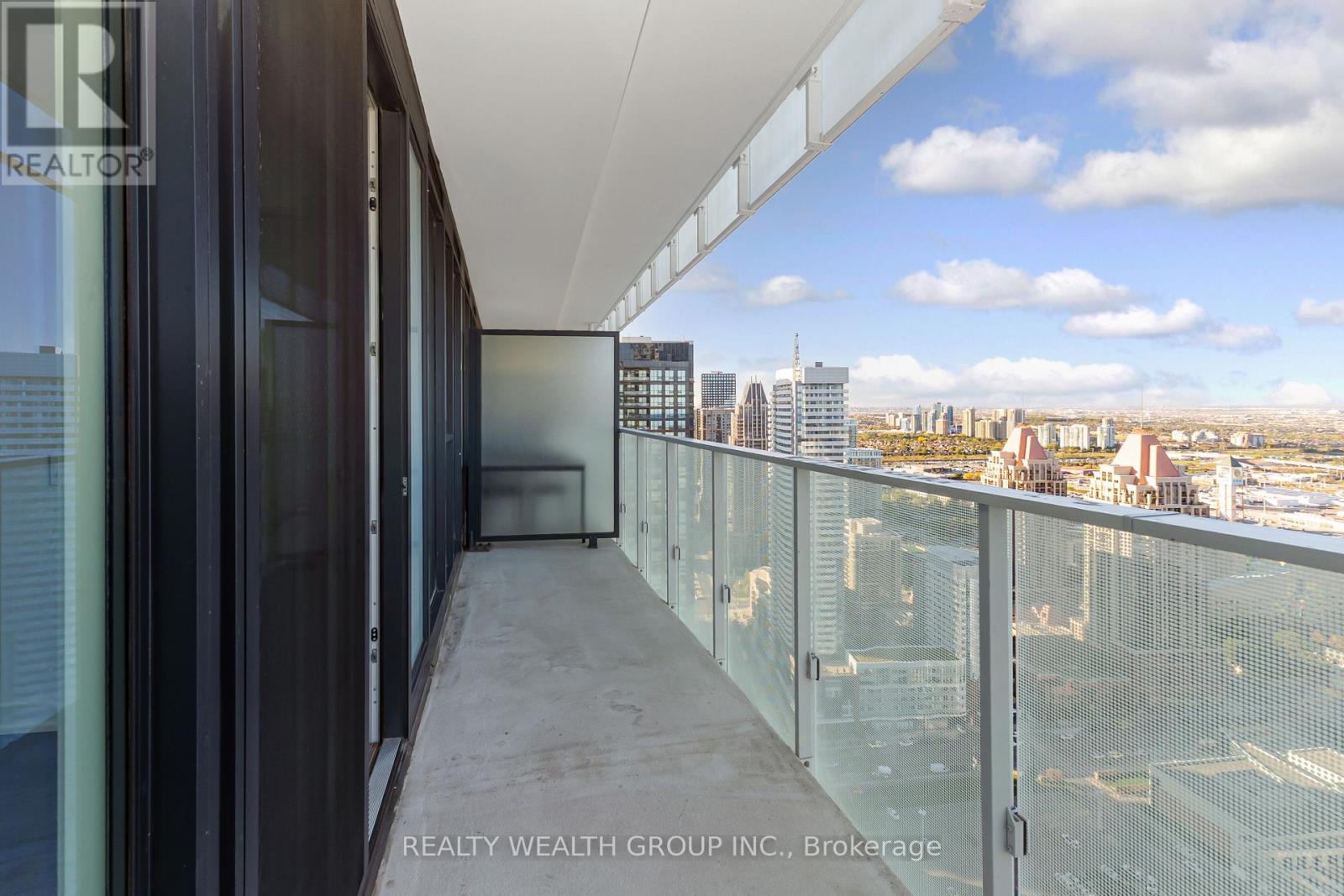 3911 - 3900 Confederation Parkway, Mississauga, Ontario  L5B 0M3 - Photo 24 - W12523174