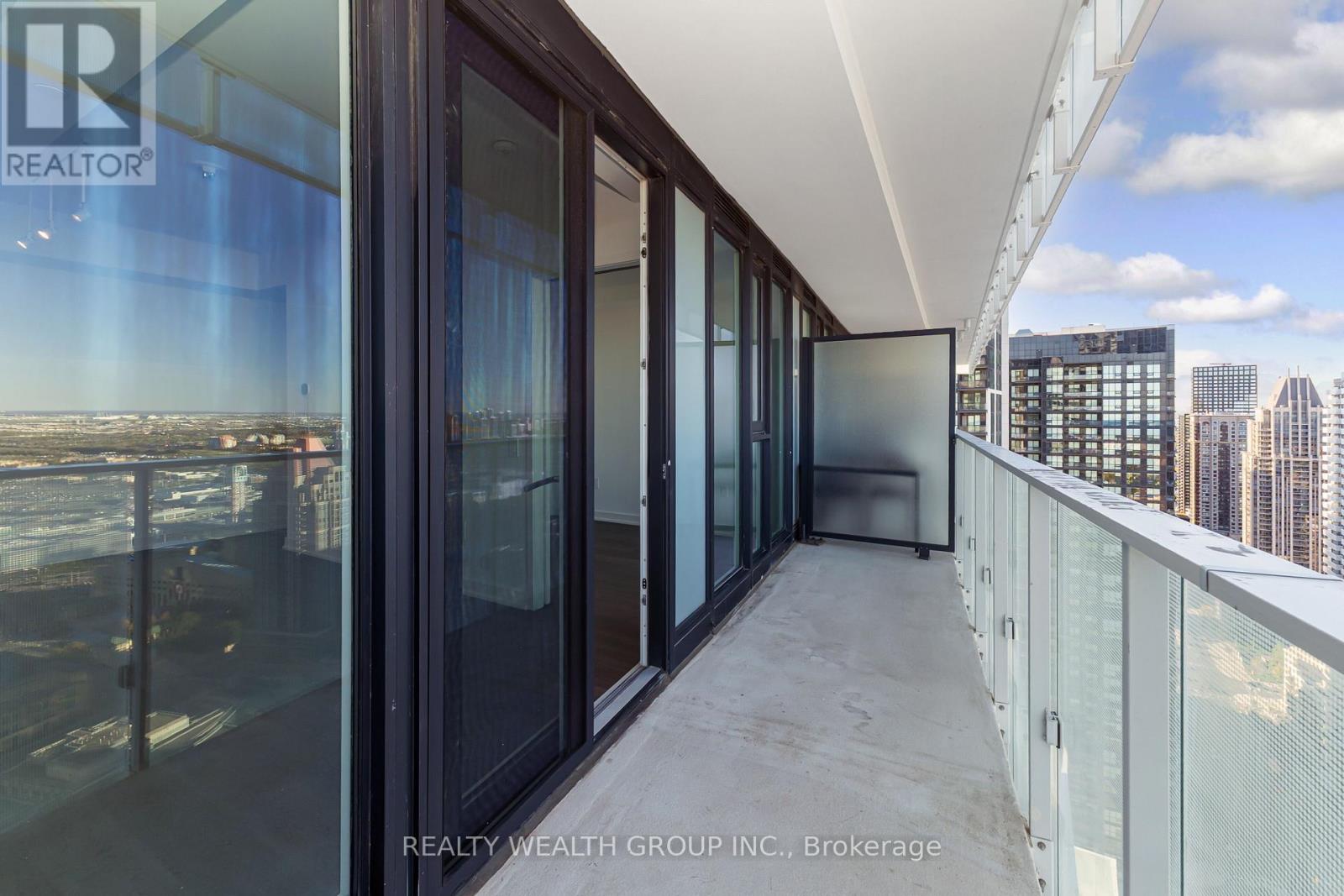 3911 - 3900 Confederation Parkway, Mississauga, Ontario  L5B 0M3 - Photo 25 - W12523174