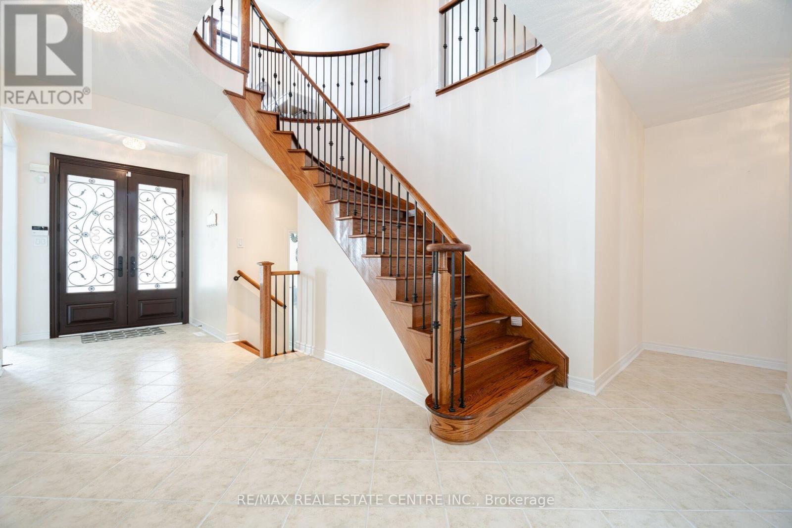 7 Prince Edward Boulevard, Brampton, Ontario  L6P 2E1 - Photo 16 - W12523176