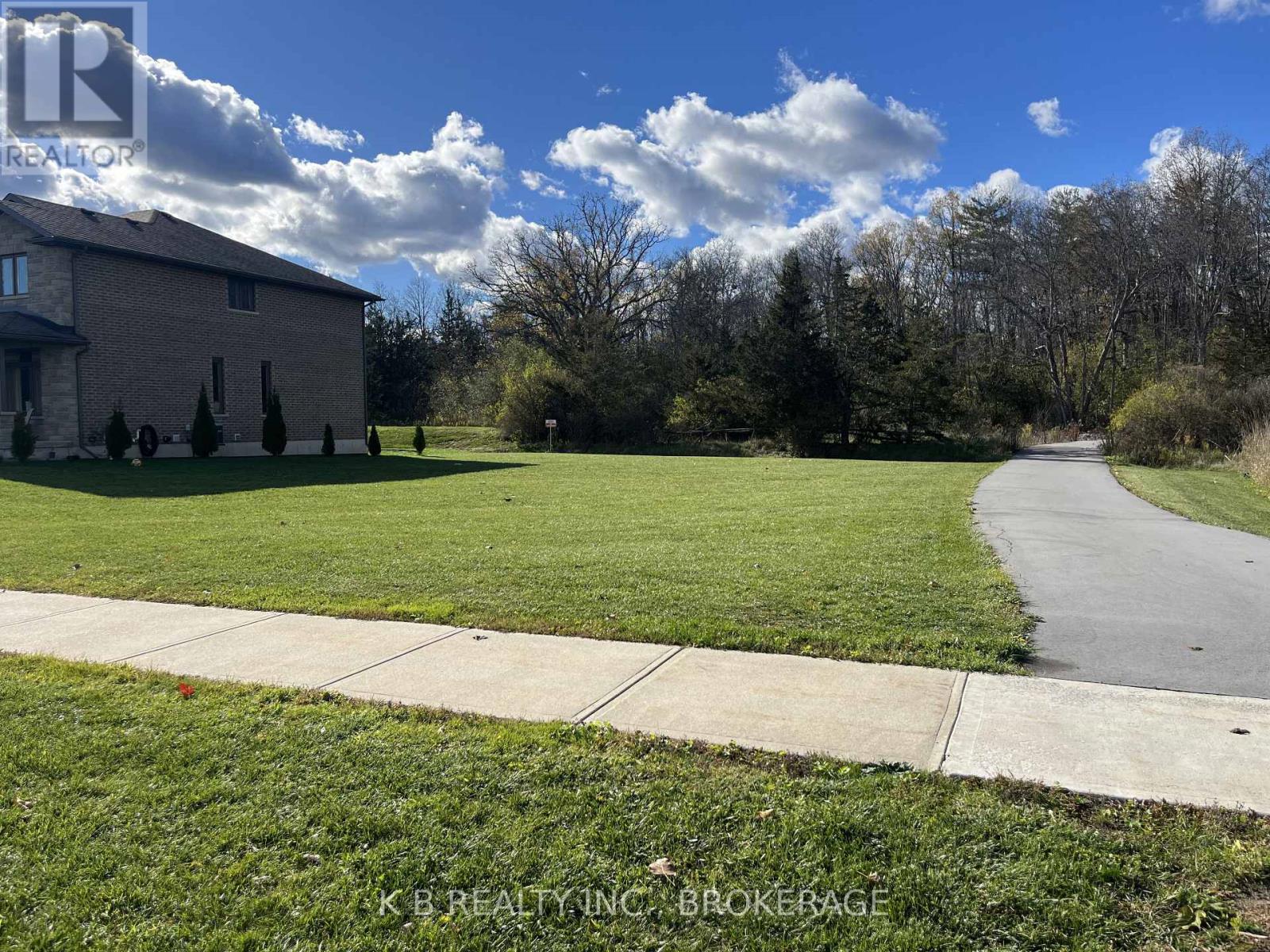 104 CHERRYWOOD PARKWAY, Greater Napanee, Ontario