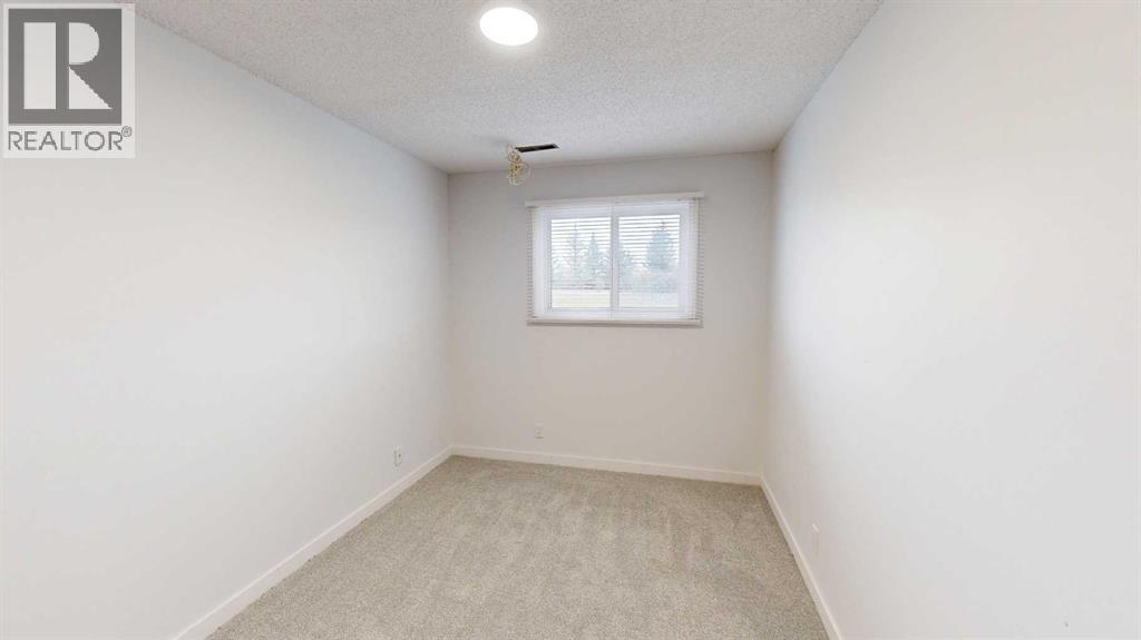 40, 5 Acadia Road W, Lethbridge, Alberta  T1K 4C1 - Photo 10 - A2269069