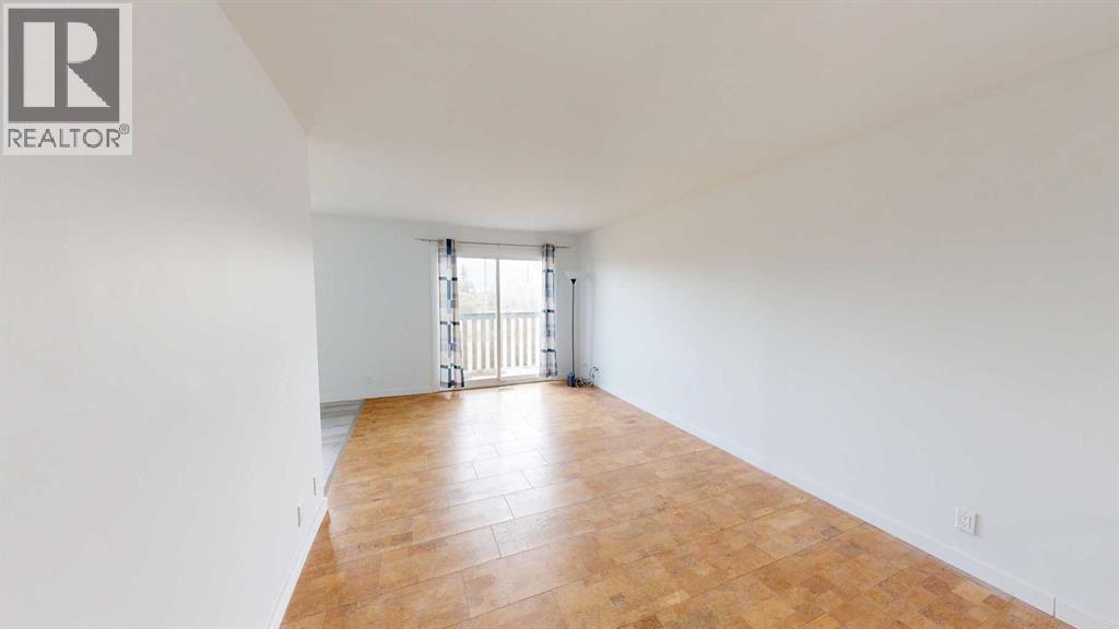 40, 5 Acadia Road W, Lethbridge, Alberta  T1K 4C1 - Photo 7 - A2269069