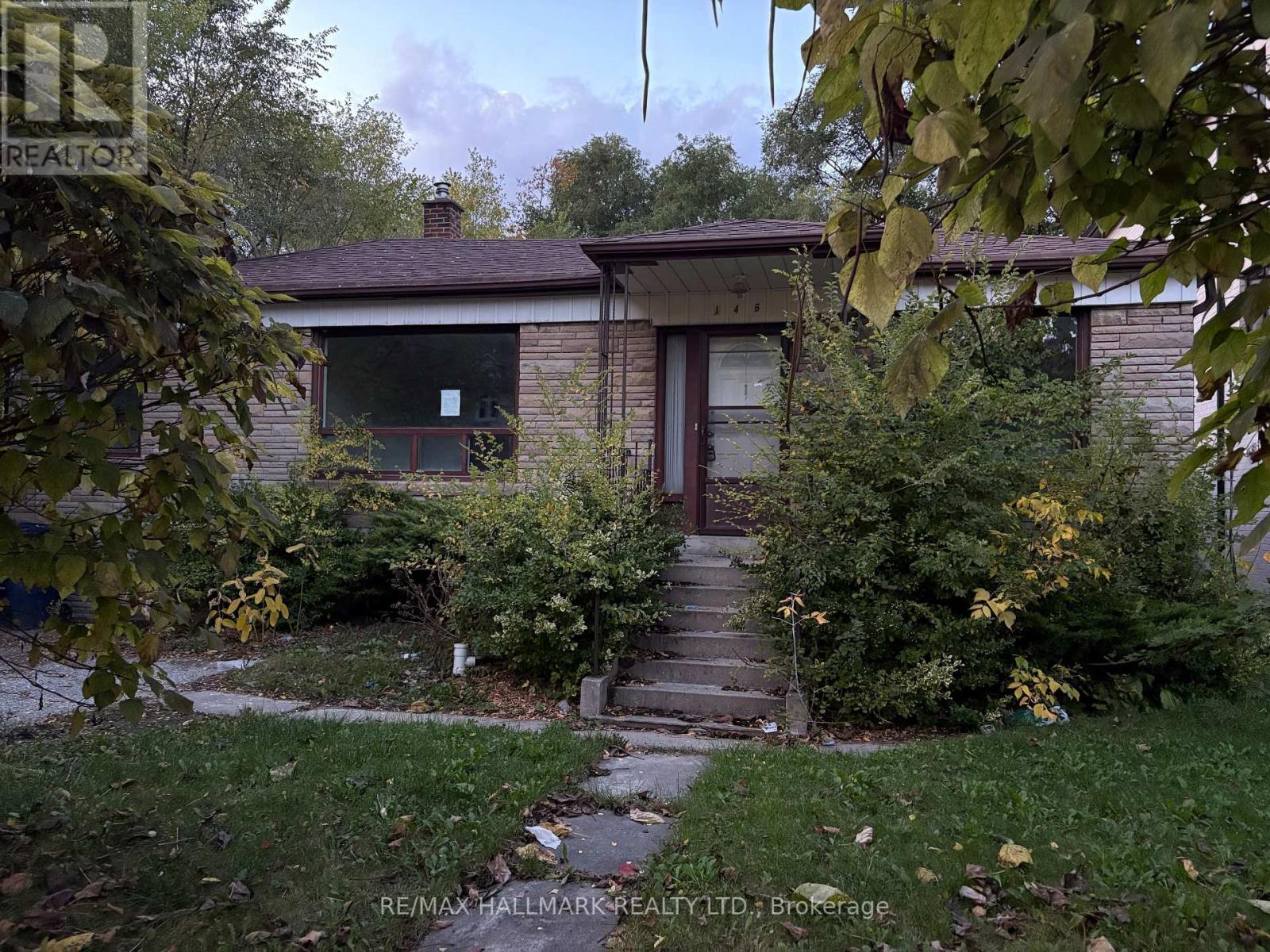 146 Bannockburn Avenue, Toronto, Ontario  M5M 2N5 - Photo 2 - C12523212