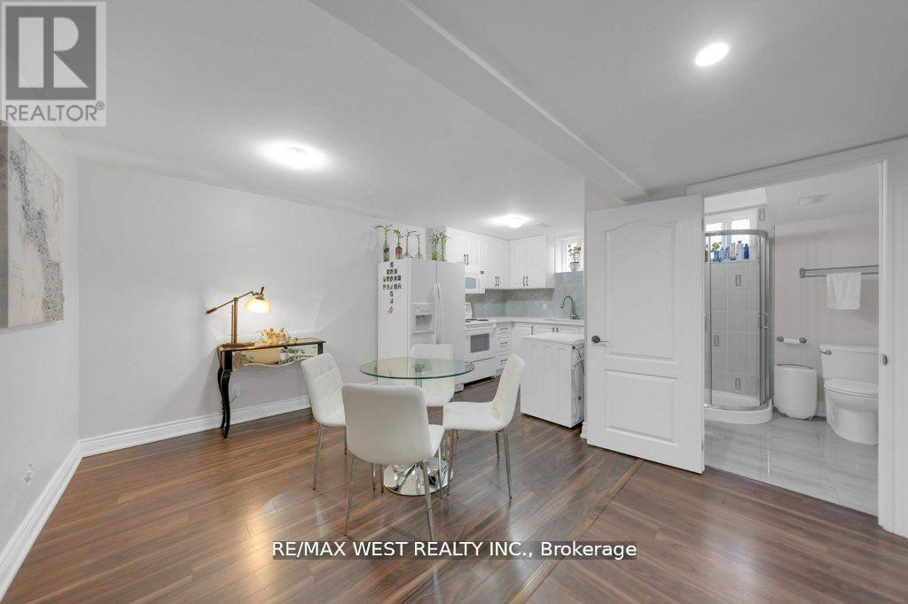 151 Brahms Avenue, Toronto, Ontario  M2H 1H9 - Photo 24 - C12523234