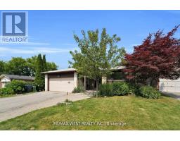 151 BRAHMS AVENUE, Toronto, Ontario