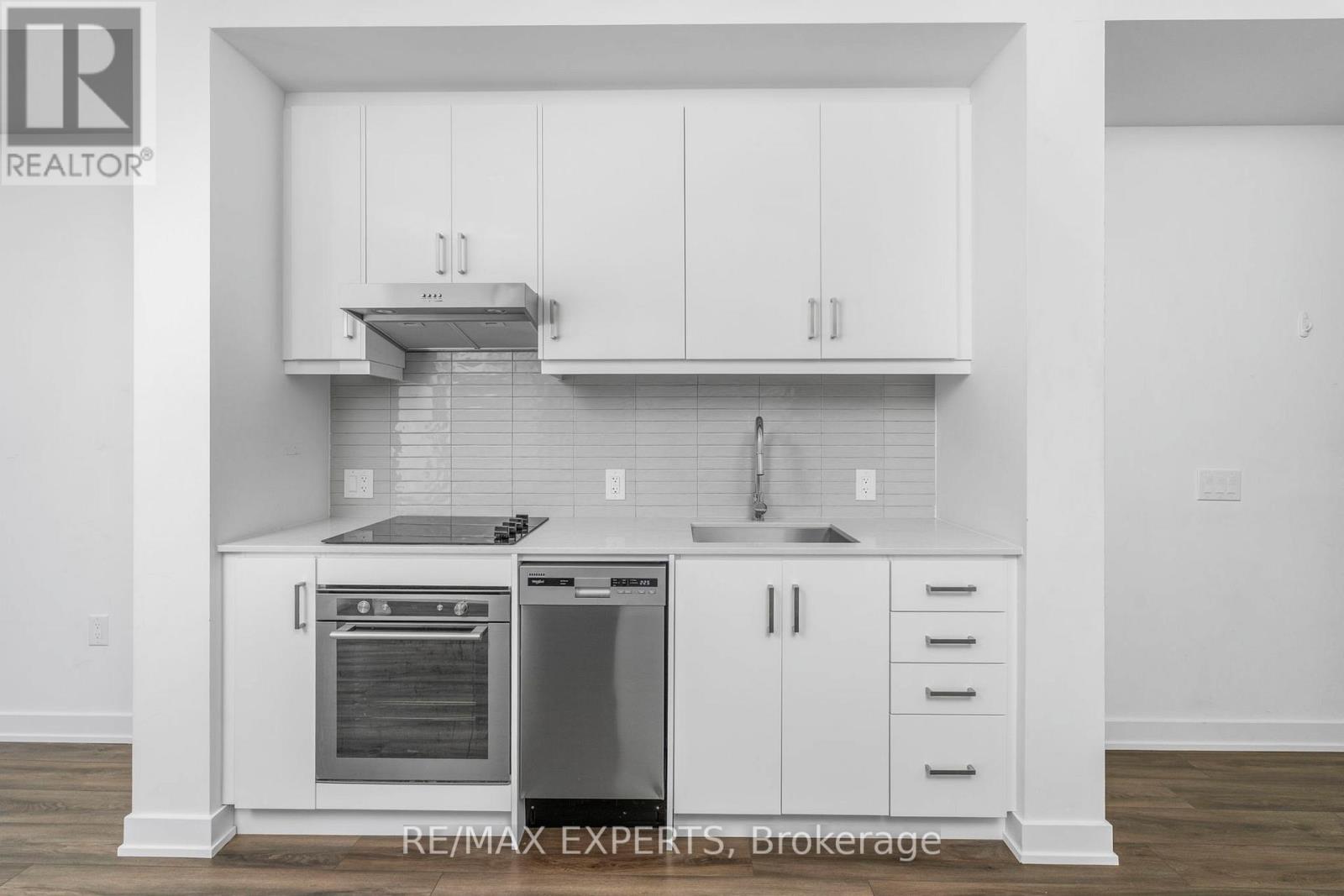 818 - 9 Tecumseth Street E, Toronto, Ontario  M5V 0S5 - Photo 6 - C12523304