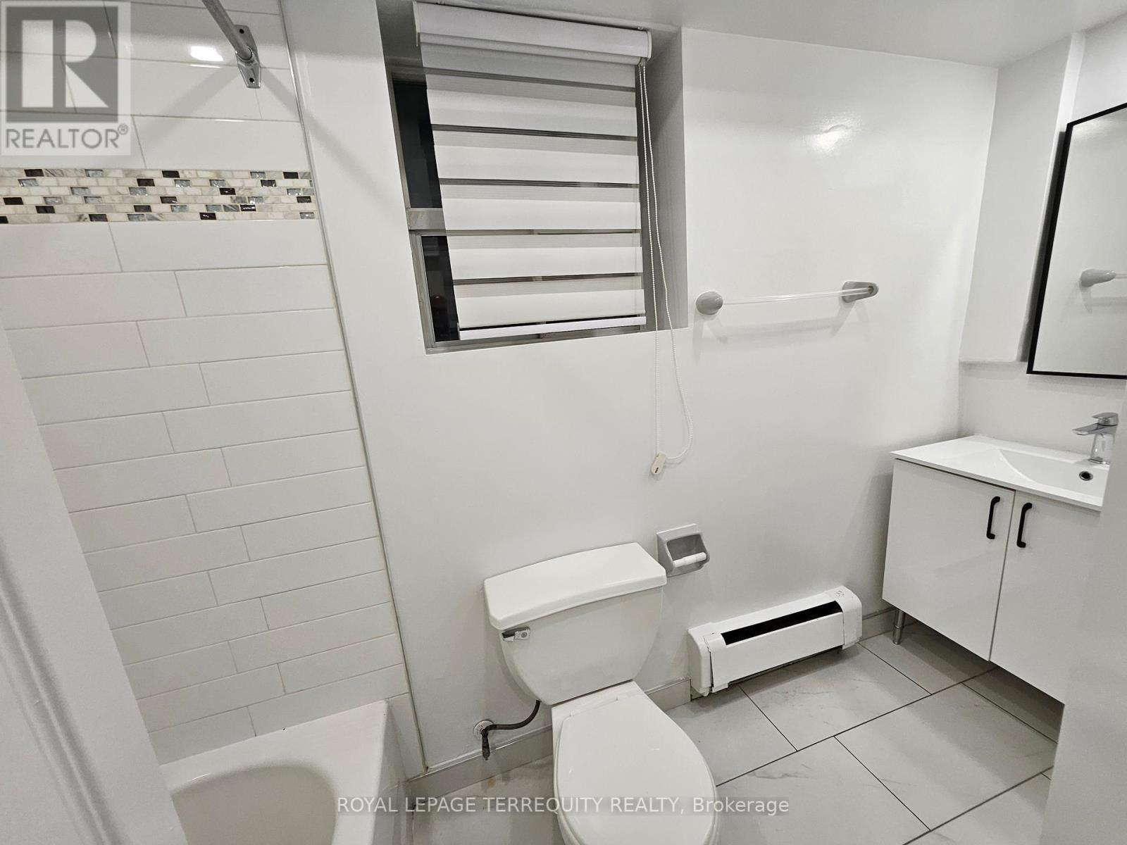 7 - 450 Arlington Avenue, Toronto, Ontario  M6C 3A2 - Photo 18 - C12523346